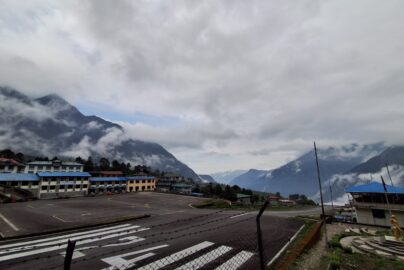 Lukla vs. Phakding