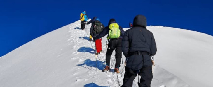 Island Peak Climbing with Everest Base Camp Trek-20 Days